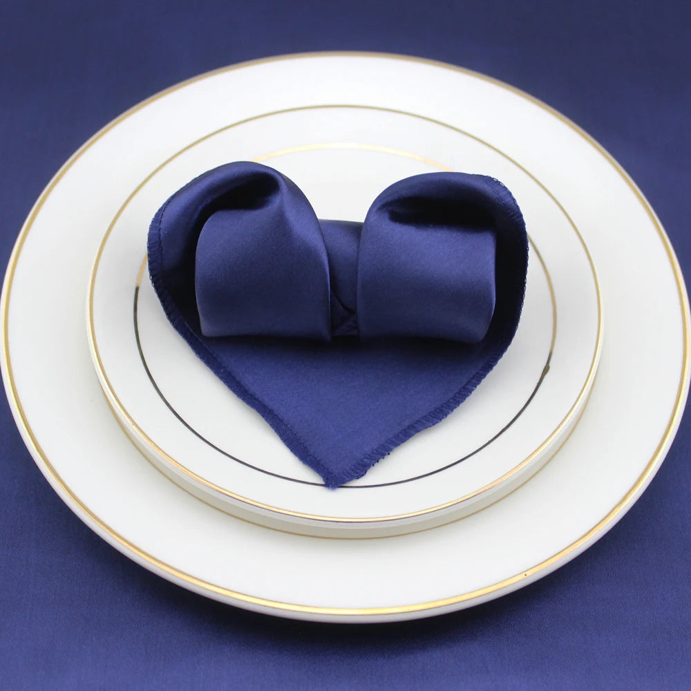 serviette table satin pliée forme coeur mariage décoration fête