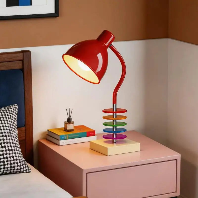 lampe table spirale colorée moderne chambre coucher enfant décoration LED rouge contemporaine