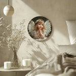 cadre mural classique ange petite fille couronne fleurs vêtements délicats bois beige romantiqueintérieur décoration