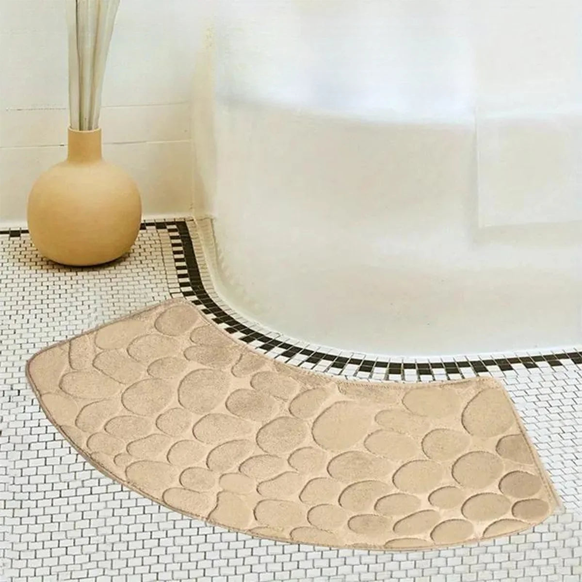 tapis bain moderne gris beige texture cailloux motifs floraux salle bain absorbant