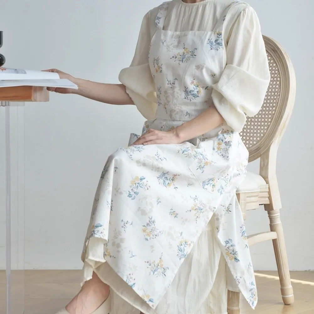 tablier coton fleurs vintage beige poche romantique opacité fixations élastiques cuisineversible