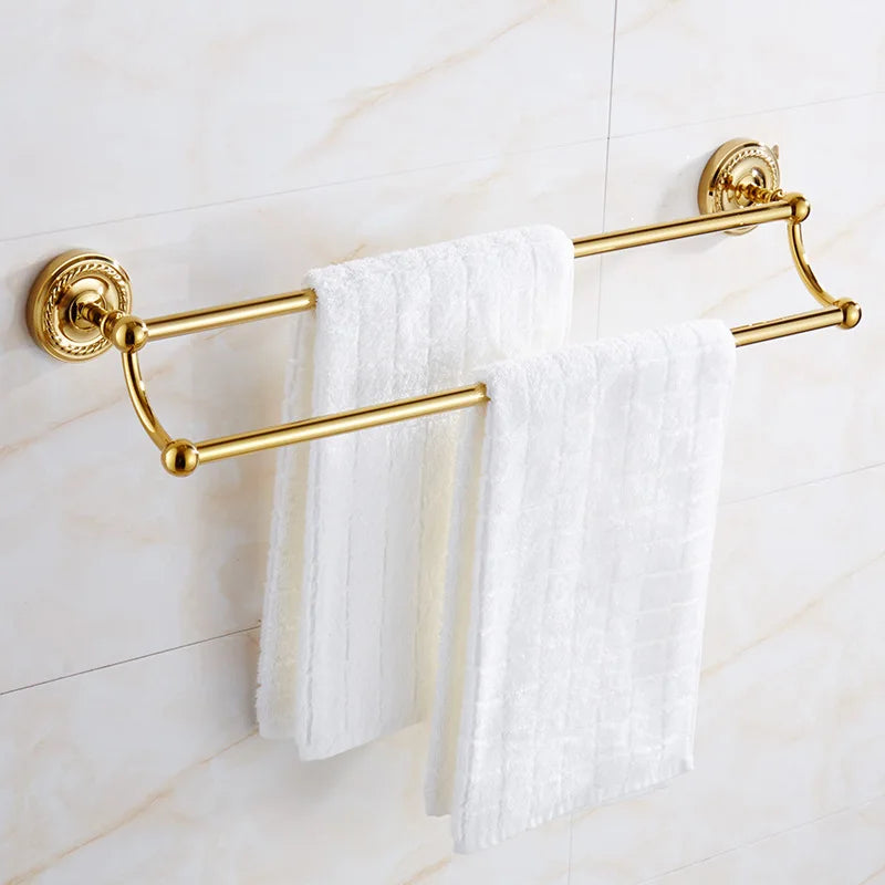 accessoires salle bain dorés élégants chrome classiques vintage fixations vis porte serviettes savon papier