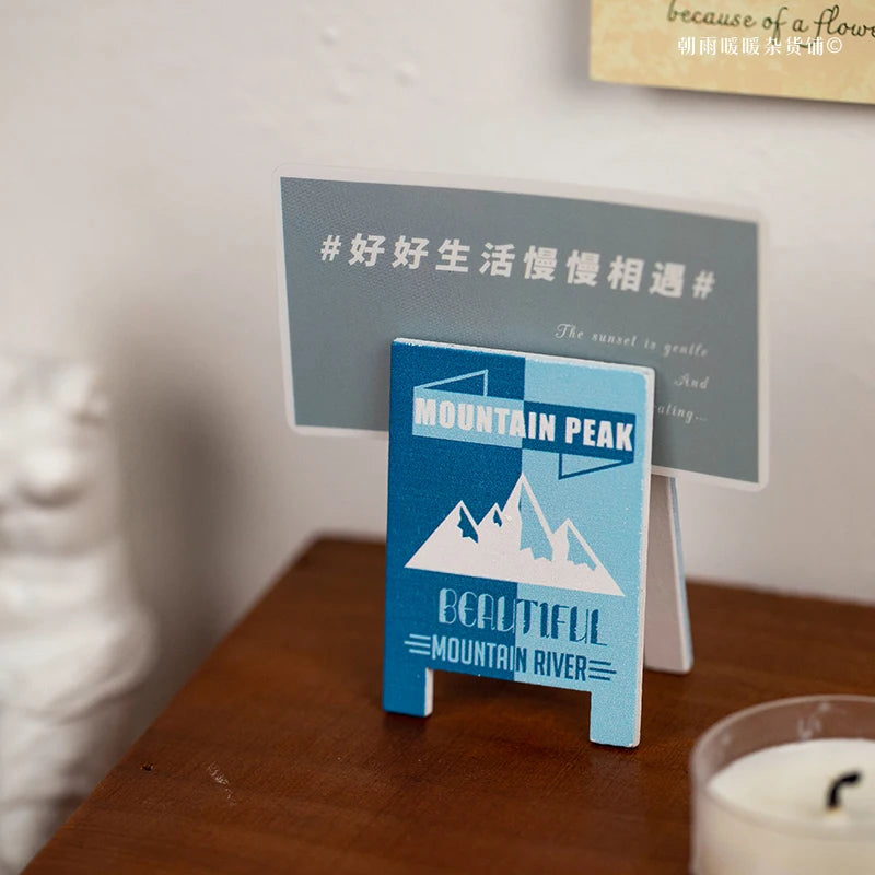 porte cartes visite minimalistes graphiques vintage clips bois noir blanc rouge bleu marron clair