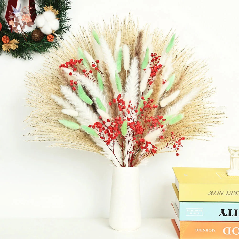 bouquet fleurs séchées naturel blanc beige vert rouge feuilles plumes vase blanc décoration maison