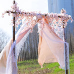 guirlande fleurs artificielles cerises rose clair décor mariage romantiqueintérieur festive