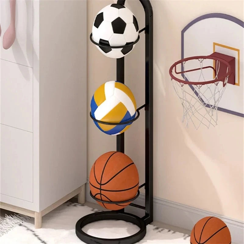 support rangement moderne minimaliste ballons sport bouteilles d'eau noir blanc motifs sportifs trois couches