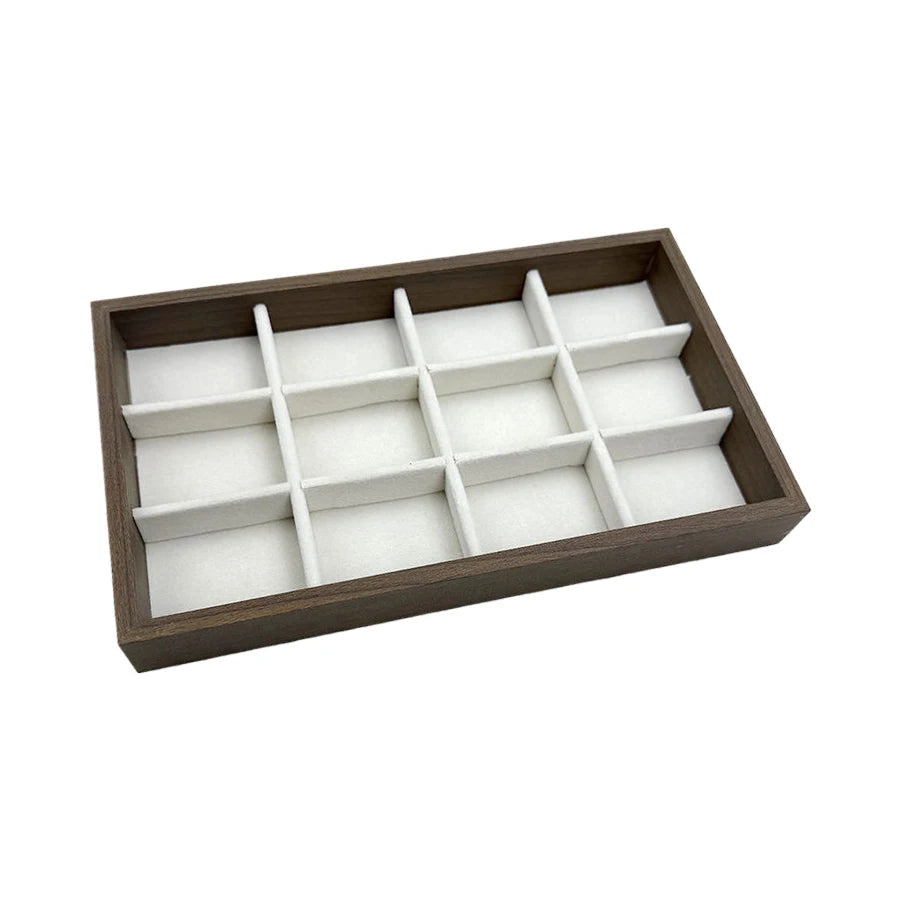 boîtes bijoux velours blanc bois marron clair moderne minimaliste rangement colliers bagues boucles d'oreilles