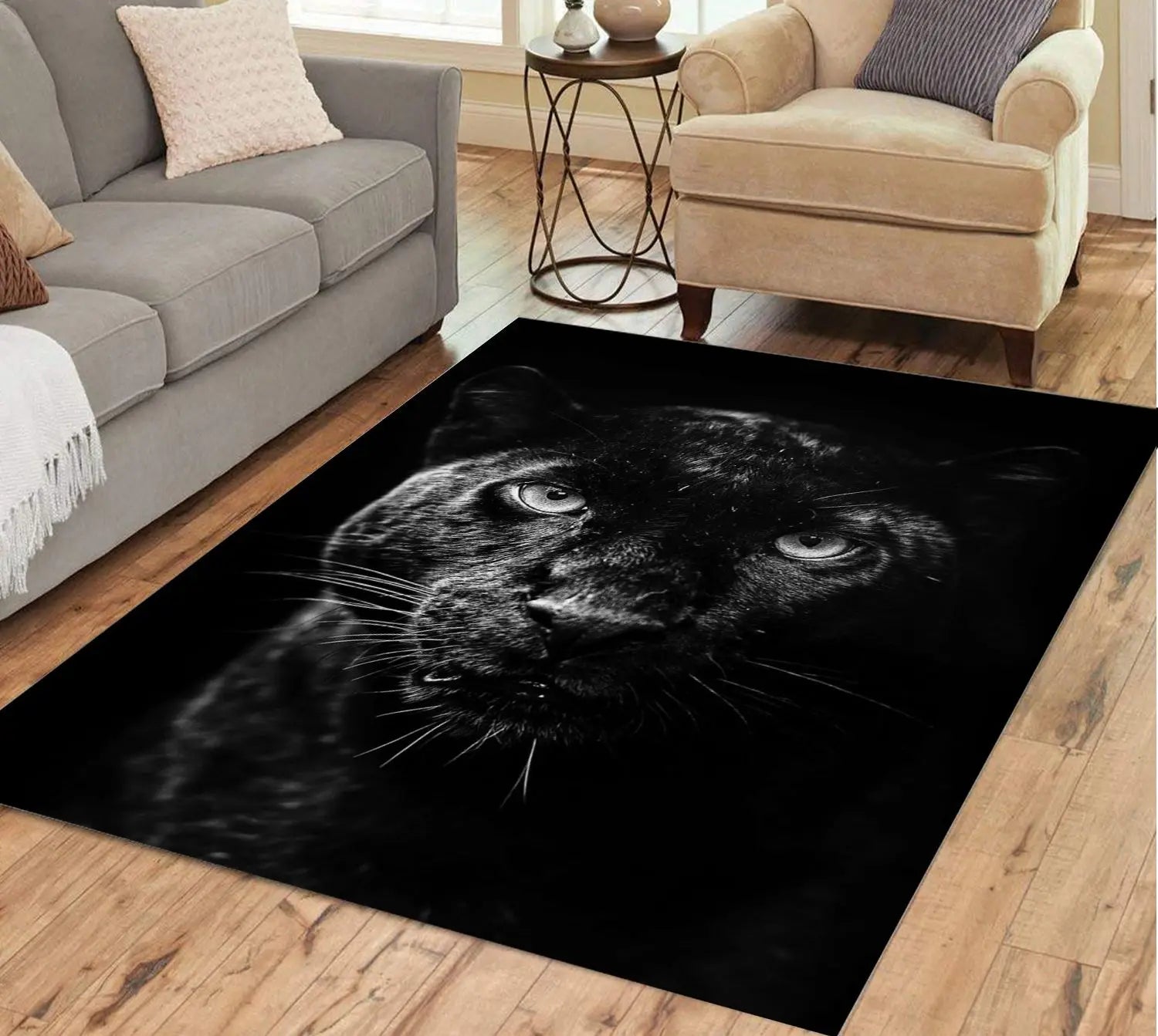 Tapis animalier noir dans une chambre à coucher