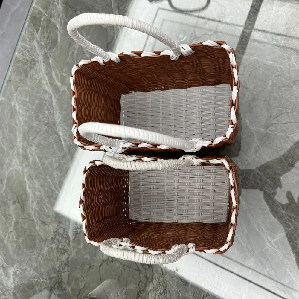 panier tressé marron clair moderne poignées empilable utilisation multiple rangement