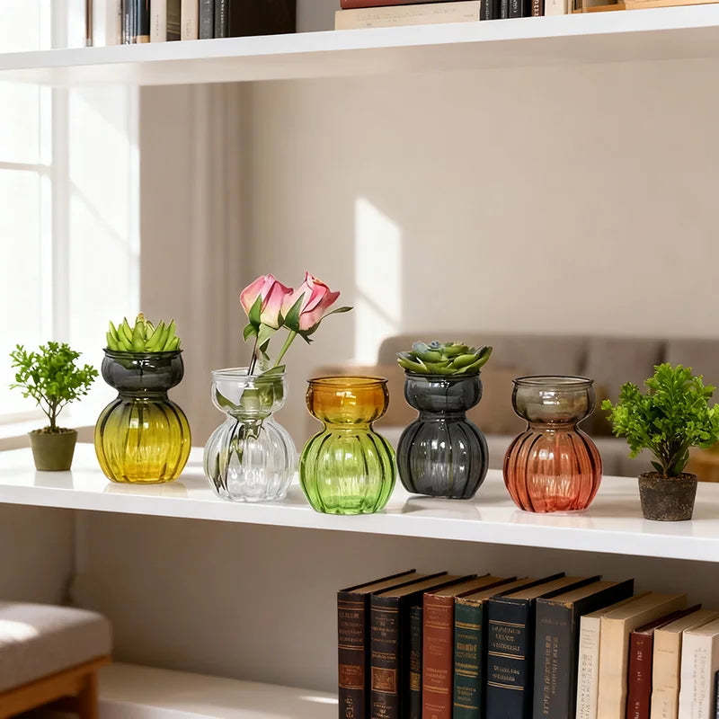 vases verre modernes decoratifs transparents jaune vert rouge fleurs table centerpiece