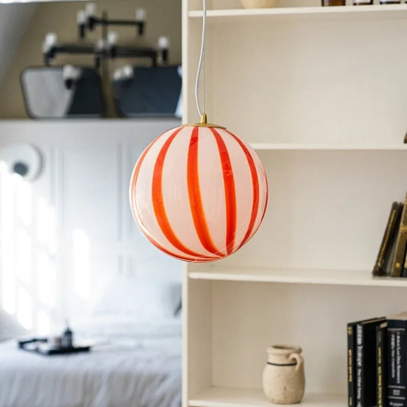 Suspension lumineuse moderne pince suspension câble blanc rouge vert rayures horizontales