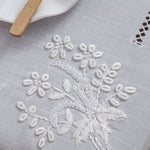 nappe coton brodée blanche beige bleu table élégante mariage fête printemps été