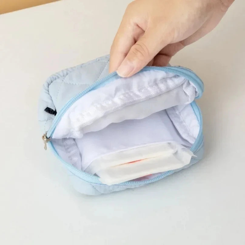 Sac cosmétiques polyestère noir blanc rose bleu cuir mat fermeture glissière poudre compacte brosse