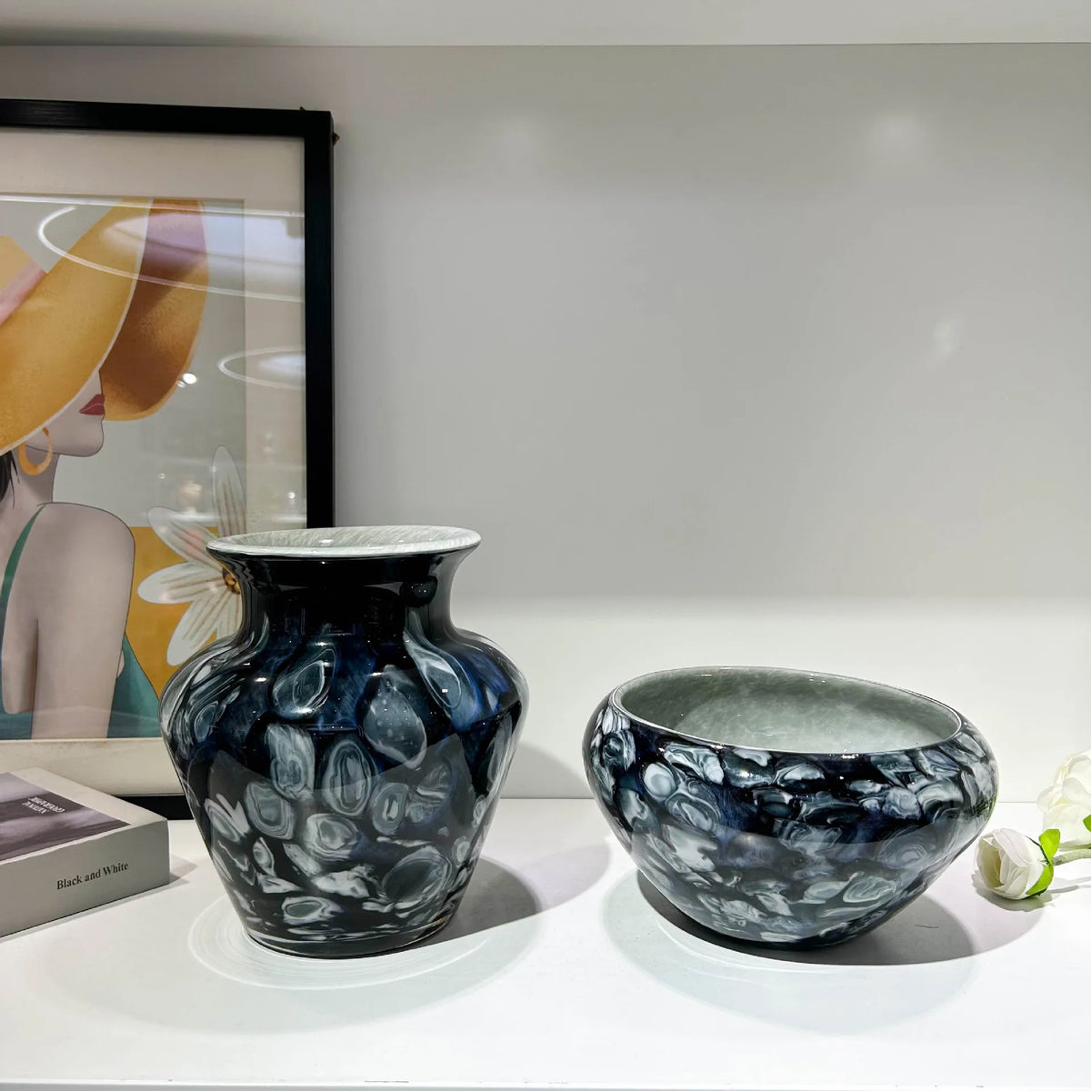 vase moderne verre émaillé bleu marbré pot fleurs décoration maison opaque