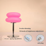 lampe table moderne abat jour blanc pied argenté prise usb tricolore ambiance chambre étude