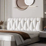 Tête de lit design simple avec coussin doux résistant aux taches pour chambre d'amis