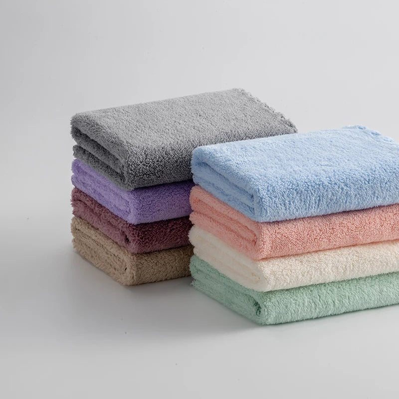 serviettes microfibre face absorption rapide vert pastel rose bleu gris beige opaques modernes