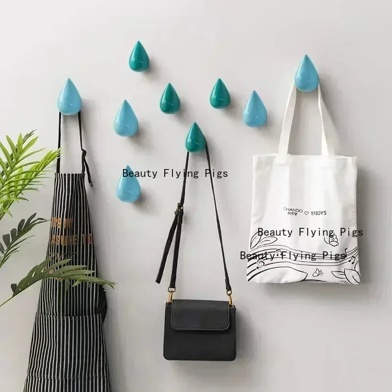 porte sacs mural moderne gouttes pluie vis fixés noir blanc rouge vert