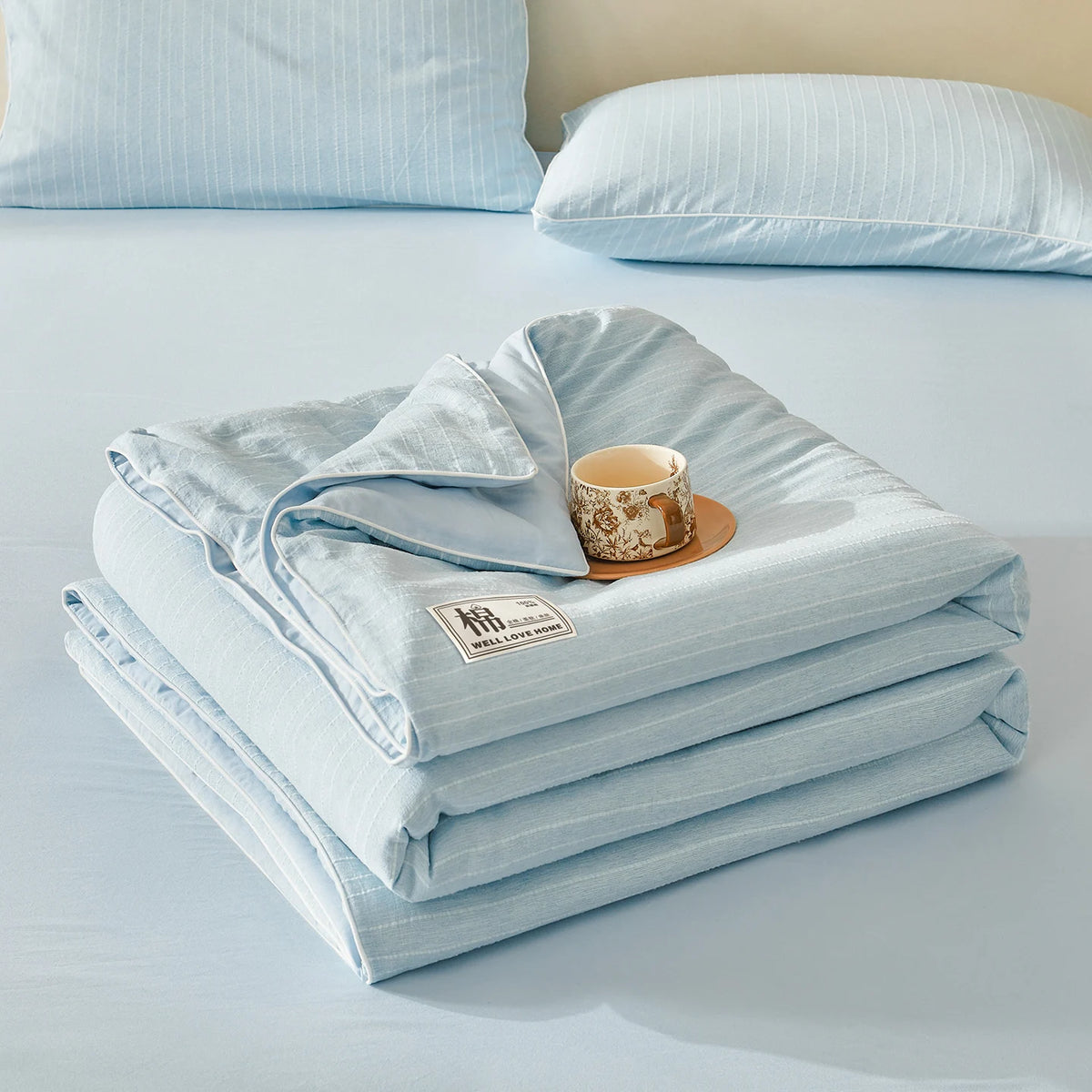 couvre lit été bleu clair rayures fines coton doux respirant moderne chambre maison