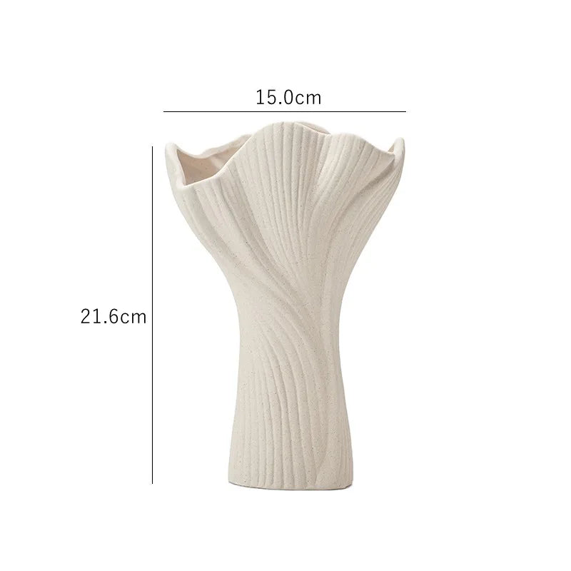 vase céramique texturé fleurs séchées feuilles vertes intérieur moderne minimaliste