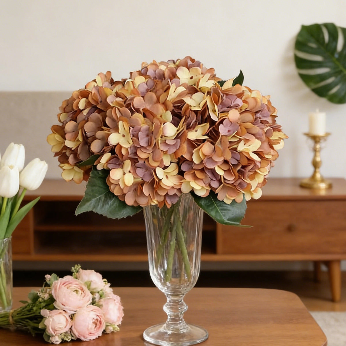 bouquet artificiel hortensia soie blanc vert marron rose beige vases transparents classique moderneintérieurDecorationFleursArtificielles