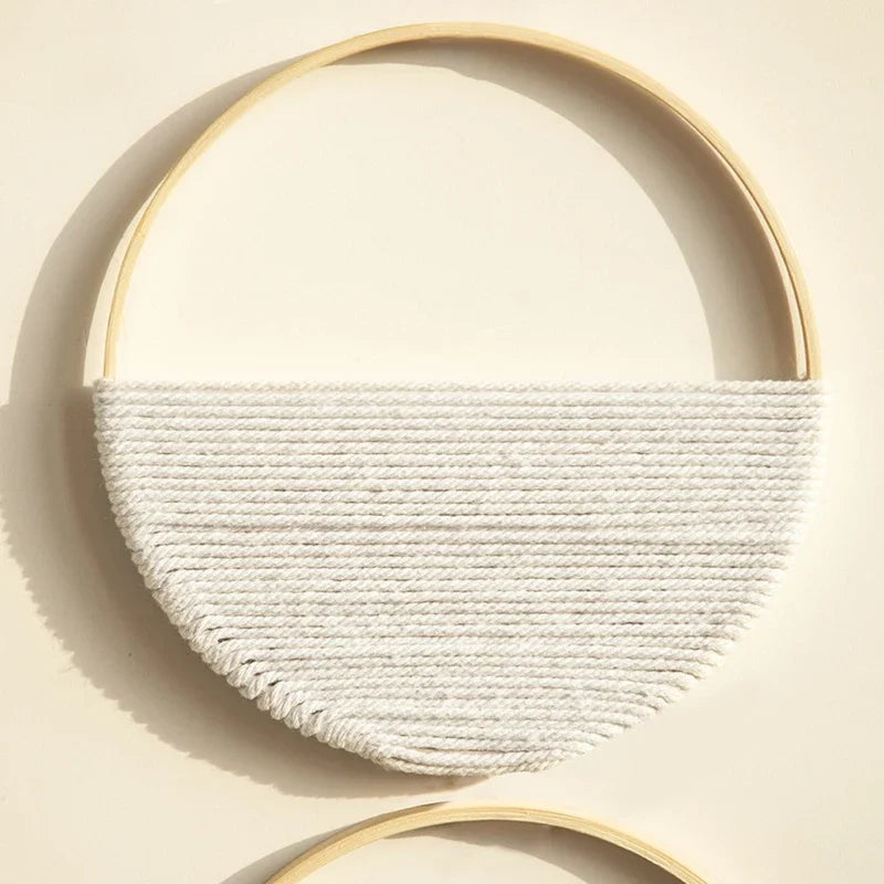 décorations murales bohèmes demi cercle cordage texturé blanc beige doré minimaliste