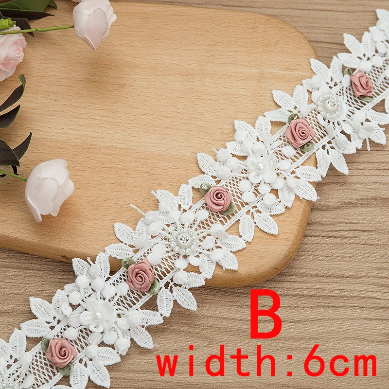 ruban dentelle fleurs papillons blanc rose pâle vert clair mariage vintage romantique artisanal DIY