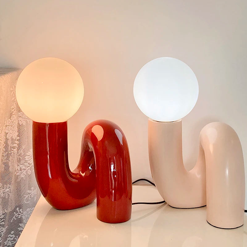 lampe table contemporaine organique couleurs rouge rose bleu blanc