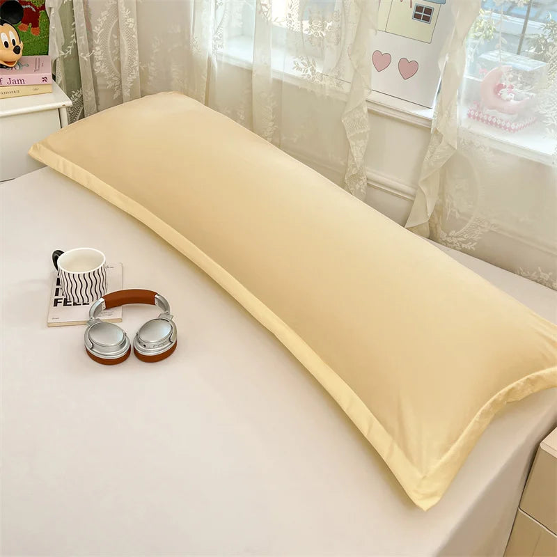 housse oreiller couple gris clair rose pâle bleu marine vert pastel beige clair texture