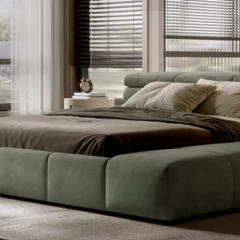 lit double vert olive velours moderne oreillers draps king size assemblage bois chambre