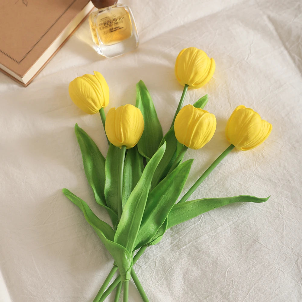 décoration intérieure moderne bouquet tulipes artificielles blanc vert 39cm mariage maison