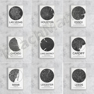 Cette image présente une collection de cartes urbaines de différentes villes du monde, dans un style sobre et minimaliste. Chaque carte met en évidence le réseau routier de la ville correspondante sur un fond sombre, avec le nom de la ville au centre.