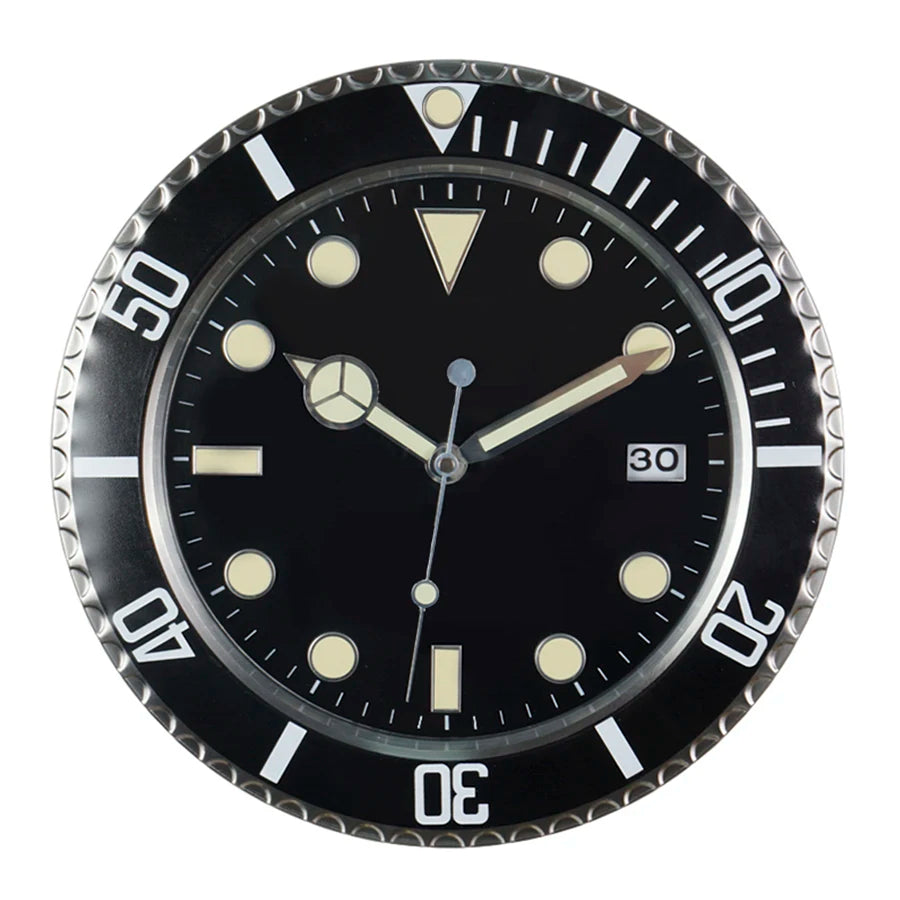horloge murale plongée bleu vert rouge cadran lumineux aiguille quartz métal fixations