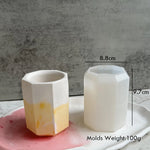moulages silicone vases blanc bleu marine fleurs artificielles moderne minimalisteDecoration intérieure
