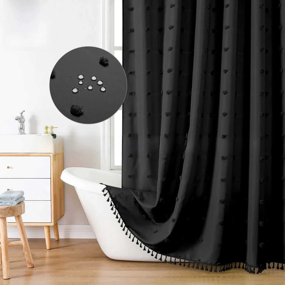 rideau douche moderne motif floral pompons vert clair rose noir crochets