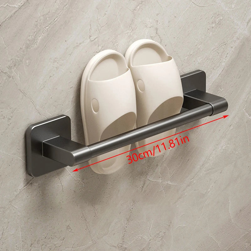 porte sabots salle bain support mural clips magnétiques sabots douillet aluminium moderne minimaliste beige