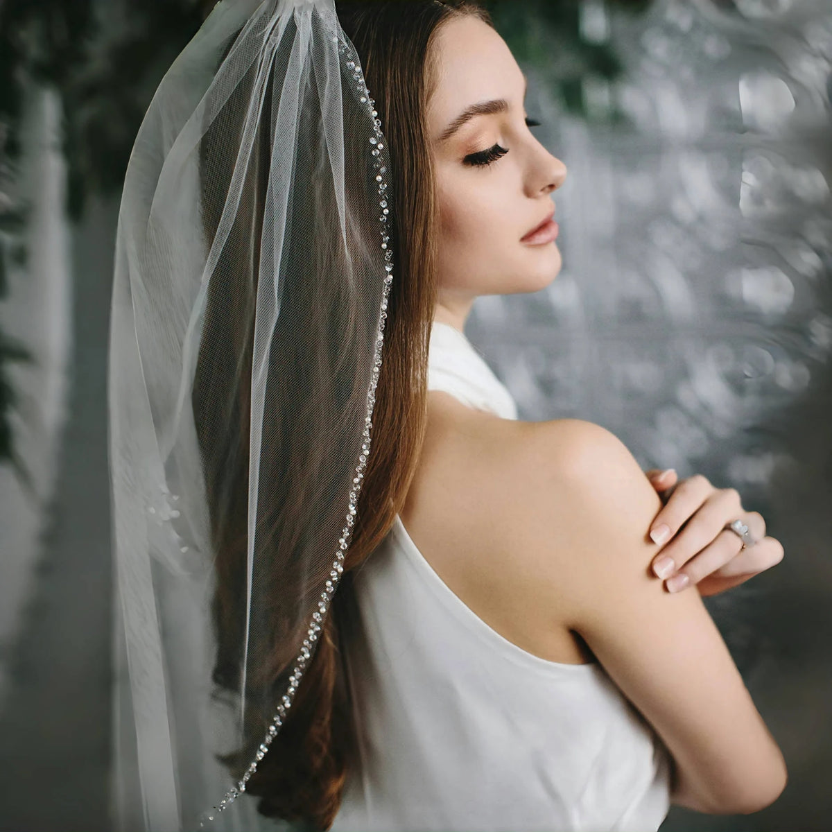 voile mariée blanc bord transparent classique peigne métallique