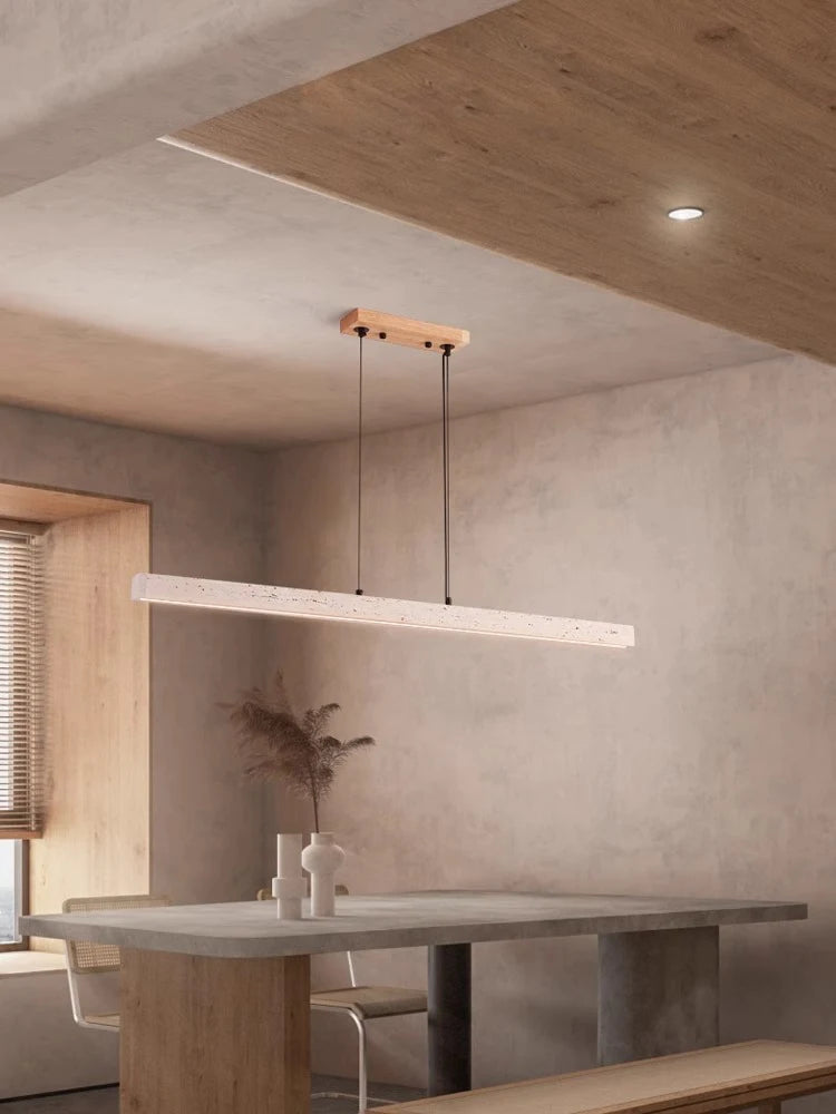 suspension lumineuse moderne fer blanc texture pierre minimaliste chaînes métalliques