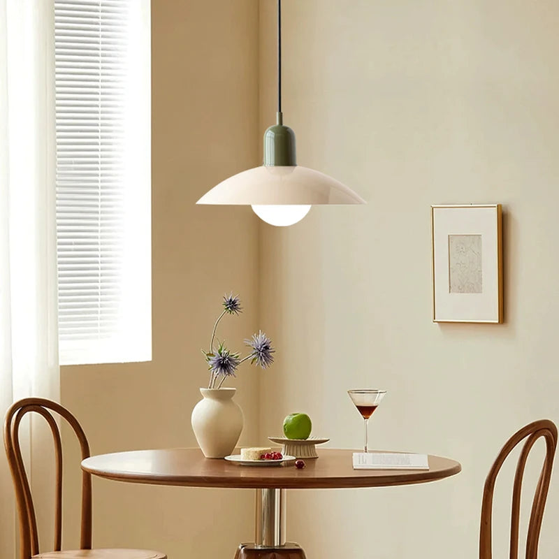luminaire moderne suspension blanc vert rose rouge mat opaque câble noir chambre restaurantétude