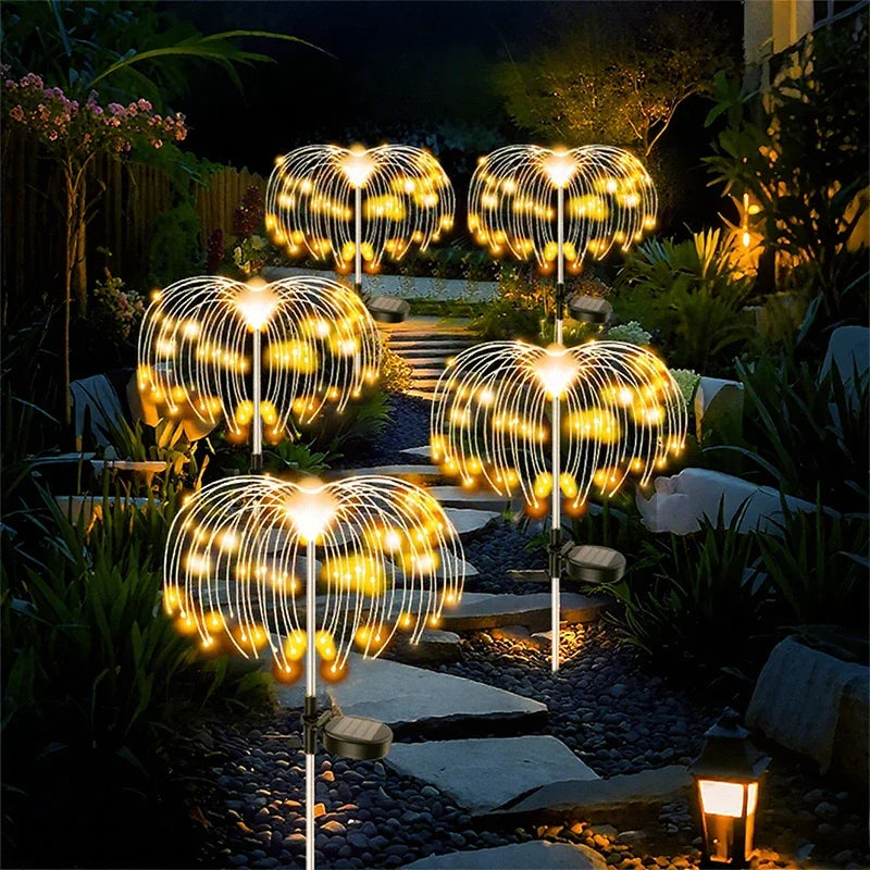 guirlande lumineuse solaire multicolore moderne led rouges vertes bleues jaunes fil métal spirale piquet