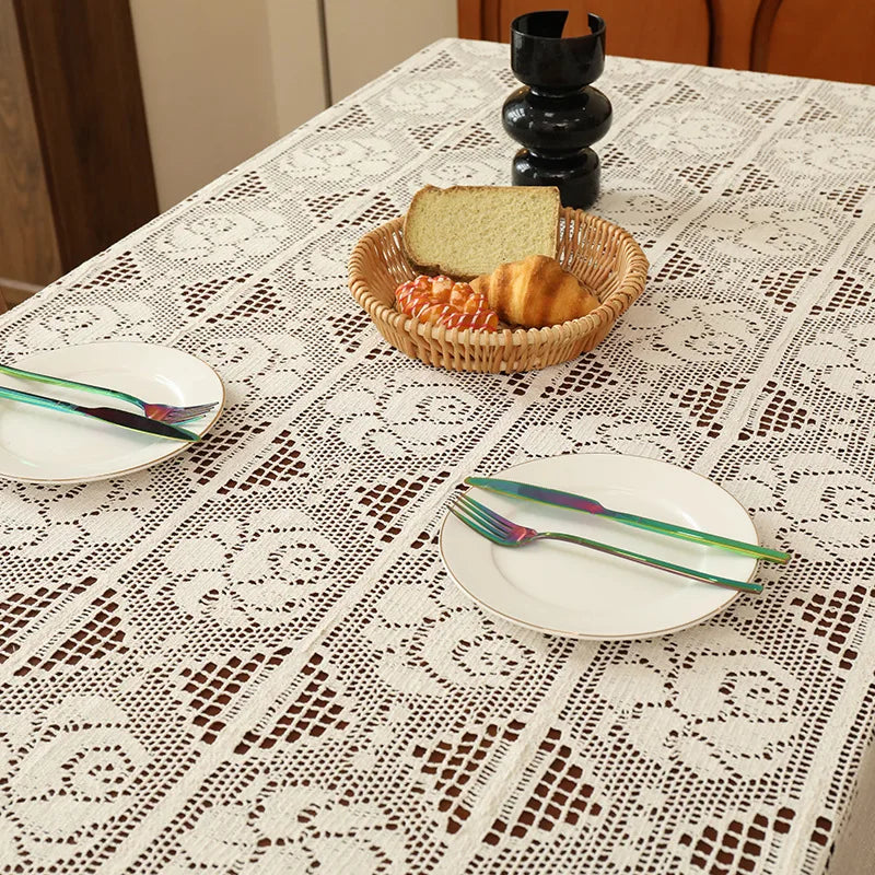 nappe coton fleur brodée table manger mariage fête noël classique floral beigeclair rustic