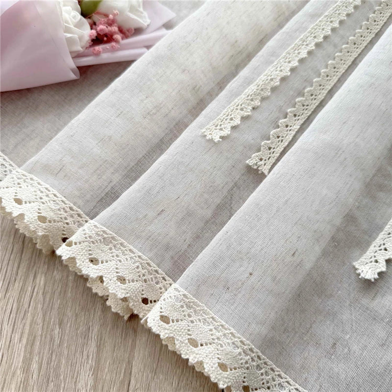 rideau transparent beige texturé dentelle bord fenêtre extérieure vintage rustique chambre décoration