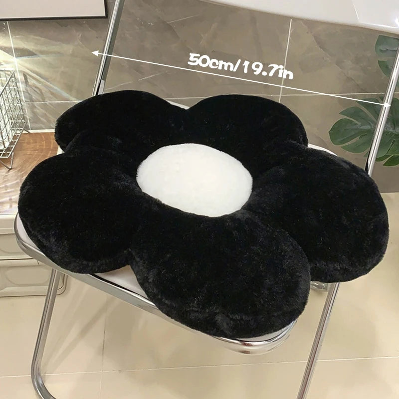 coussin fleuri doux blanc noir pelucheux moderne décoration canapé siège chambre lit