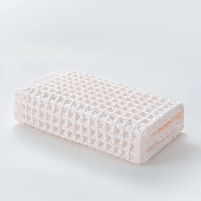 serviette bain coton gaufré texture carreaux absorbante douce salle bain douche