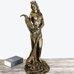 statue déesse antique dorée reliefs détaillés corne abondance couronne voile base pièces chance fortune