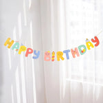 guirlande lettres happy birthday multicolore jaune bleu rose verte orange souriantes simple