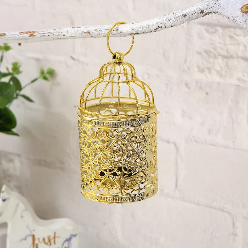 cage oiseaux ornements floraux ajourée artisanale élégante anneaux suspendus décoration maison or argent noir