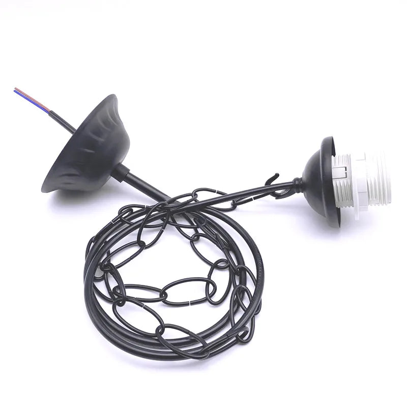 suspension lumineuse moderne élégante chaînes métalliques câble noir vis écrous bronze vert