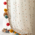 rideau polyester brodé pompons colorés moderne décoration intérieure fond blanc points colorés résistant l'eau