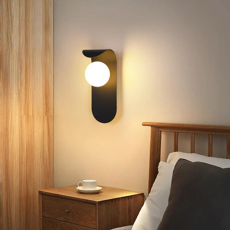 lampe murale led moderne noir blanche rond lisse minimaliste fixée mur